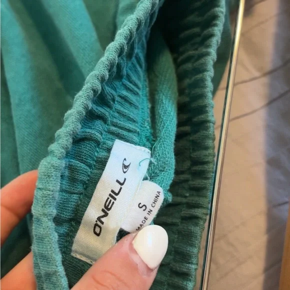 O’neill women’s sweatpants
Size small - Picture 4 of 4